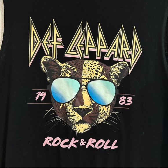 Def Leppard 1983 Graphic T-Shirt Dress - Picture 3 of 5